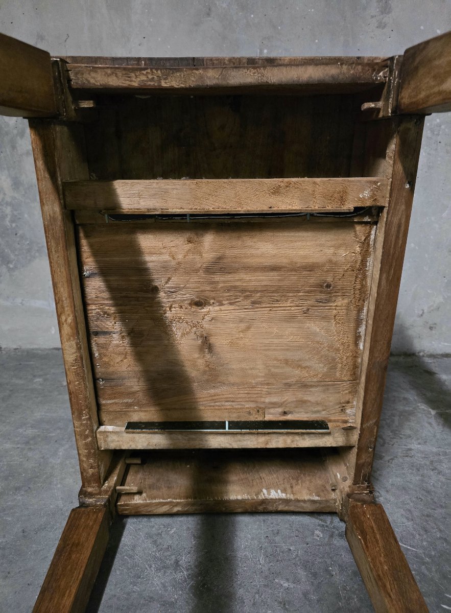 Table à écrire en noyer, XVIIIe siècle, travail provincial-photo-3