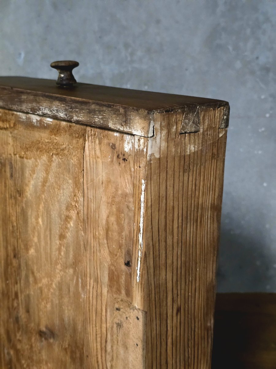 Table à écrire en noyer, XVIIIe siècle, travail provincial-photo-4