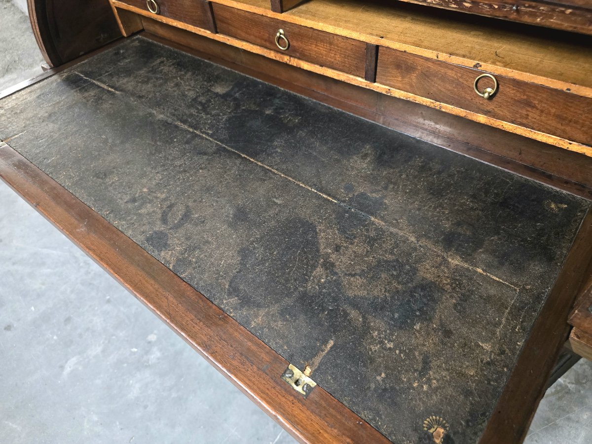Bureau à cylindre en acajou et placage d’acajou, style Louis XVI, XIXe siècle-photo-6