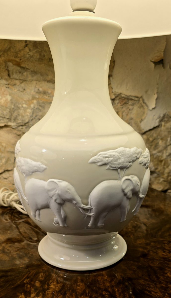 Pair Of Raynaud Limoges Lamps – Kenya Model – Bisque Elephants – 20th Century-photo-2