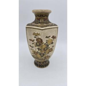 Vase en céramique japonaise Satsuma – période Meiji