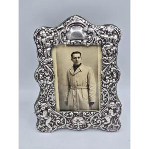 Cadre photo anglais en argent sterling 925 – Londres 1905 – décor de putti – 19 × 14 cm