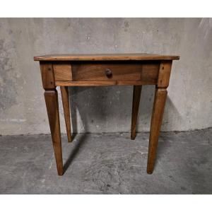 Walnut Writing Desk, 18th Century, Provincial Craftsmanship