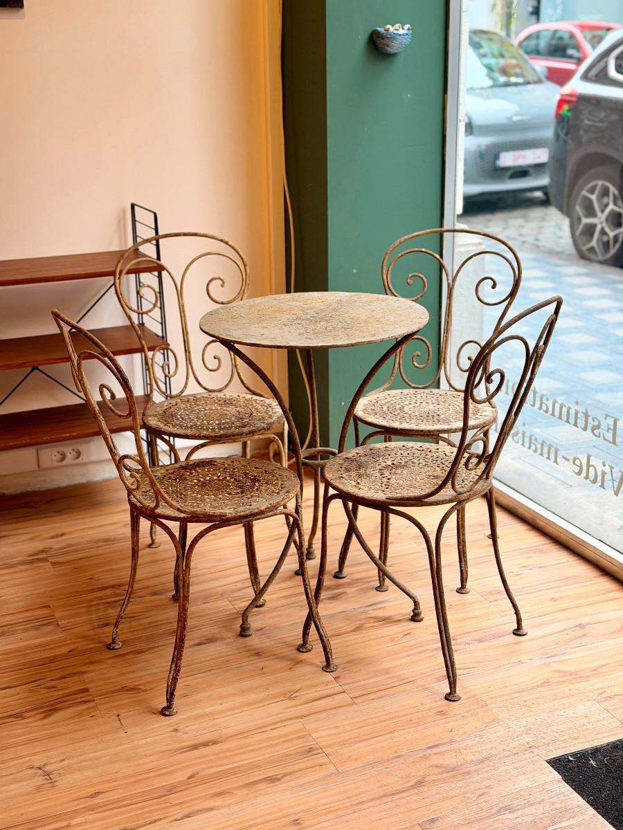 Salon de jardin en fer forgé – XIXe siècle, vers 1880, une table et quatre chaises