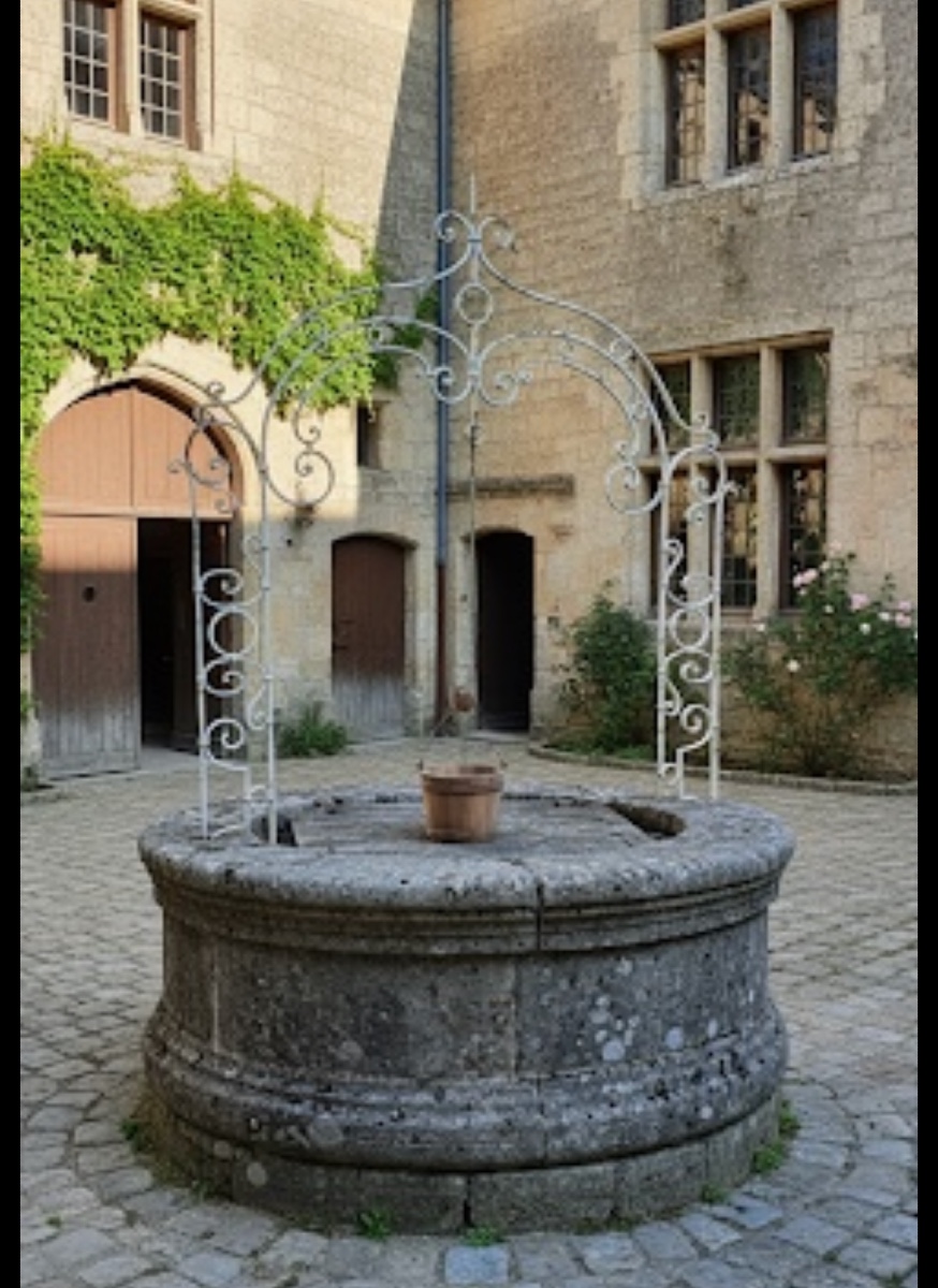 Well Top Gallows Arch Grille Arch Wrought Iron Coping 19th Century Gate