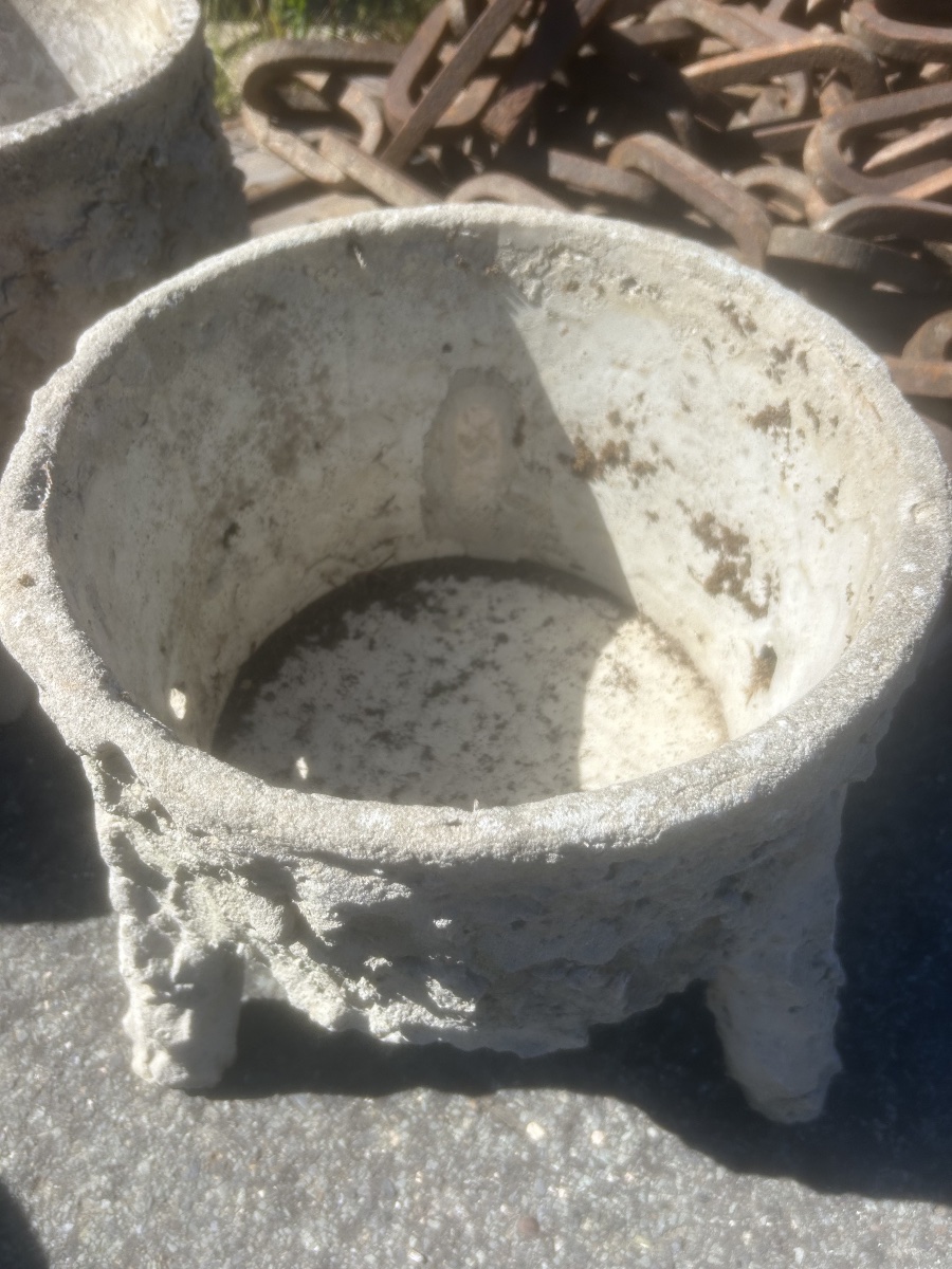 Set Of 4 Planters: Cement With Antique Wood-look Finish, Garden Vases And Pots From The 19th Century-photo-2