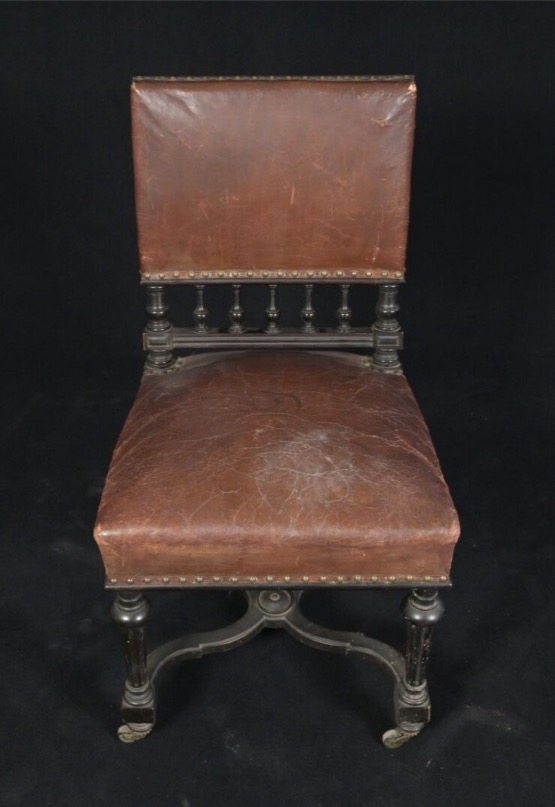 Set Of Eight 19th-century Napoleon III-style Chairs With Blackened Wood And Leather Upholstery -photo-4