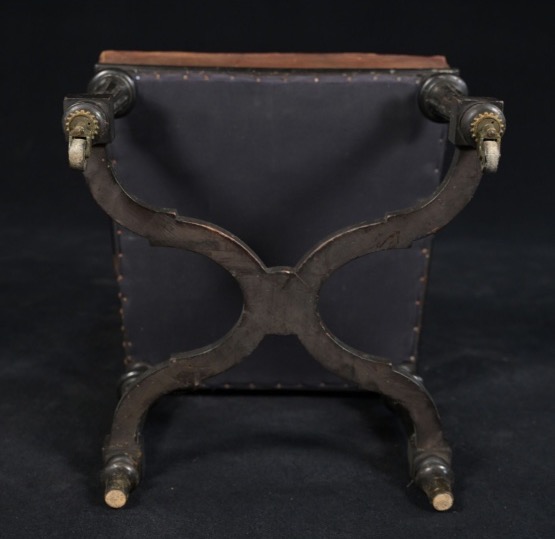 Set Of Eight 19th-century Napoleon III-style Chairs With Blackened Wood And Leather Upholstery -photo-4