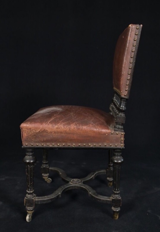 Set Of Eight 19th-century Napoleon III-style Chairs With Blackened Wood And Leather Upholstery 