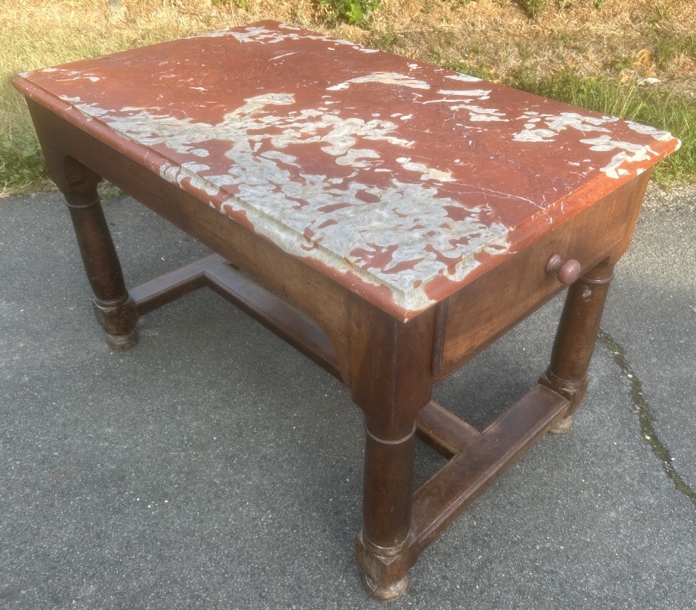 Table a Gibier d Office Marbre de Caunes-Minervois du Languedoc Louis XIII Château 