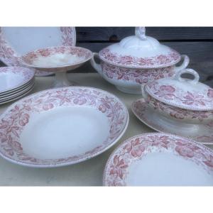 Service de vaisselle rose terre de fer cerise Sarreguemines