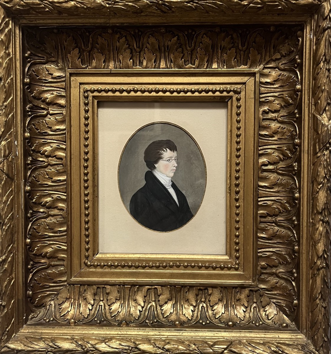 Ecole allemande (?) du début du XIXe siècle,  Portrait d'un jeune homme portant des lunettes,  -photo-2