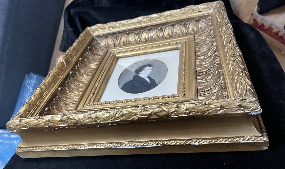 Ecole allemande (?) du début du XIXe siècle,  Portrait d'un jeune homme portant des lunettes,  -photo-3