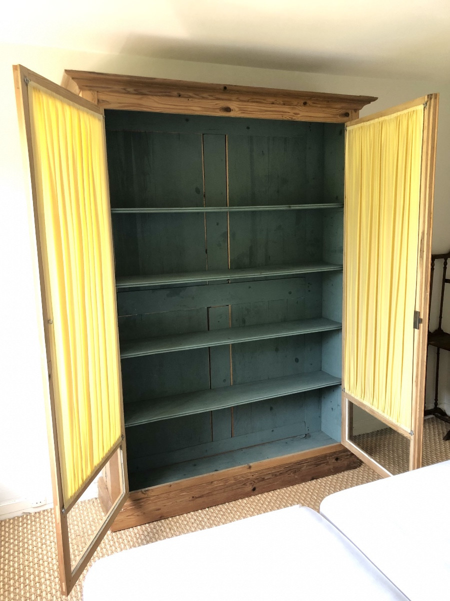 19th Century Pine Bookcase. -photo-3