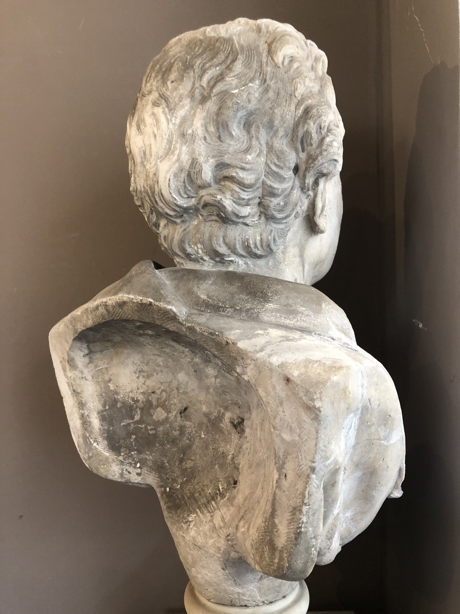 Buste d’un poète ou d’un peintre du siècle des lumières. -photo-3
