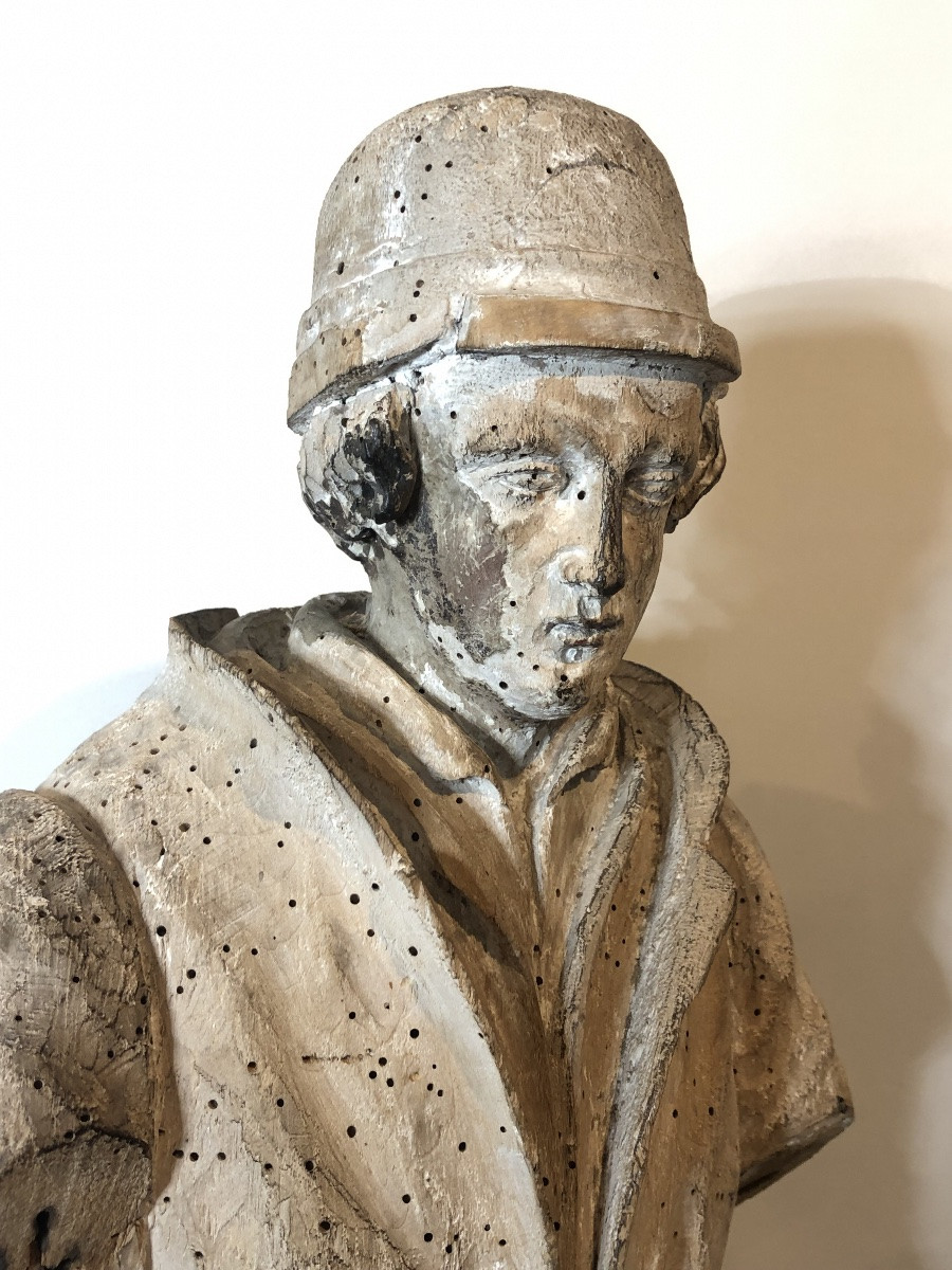 Statue représentant un bourgeois du XVIII ème siècle.-photo-3