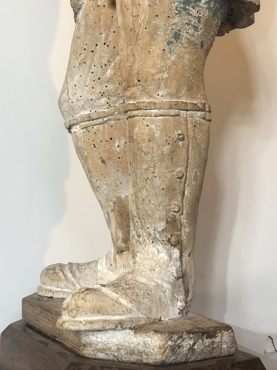Statue représentant un bourgeois du XVIII ème siècle.-photo-6
