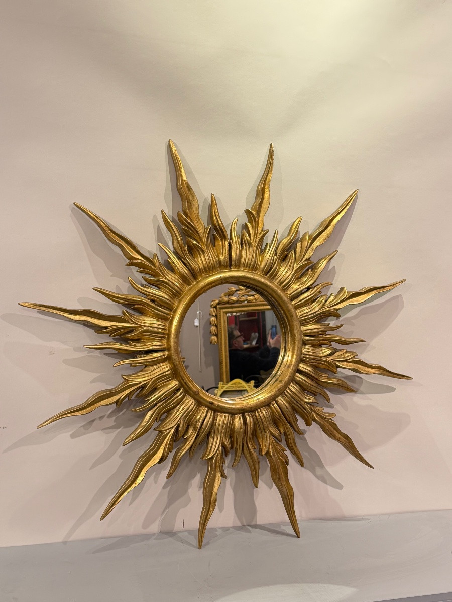 Miroir soleil en bois doré d’époque 1970.-photo-2