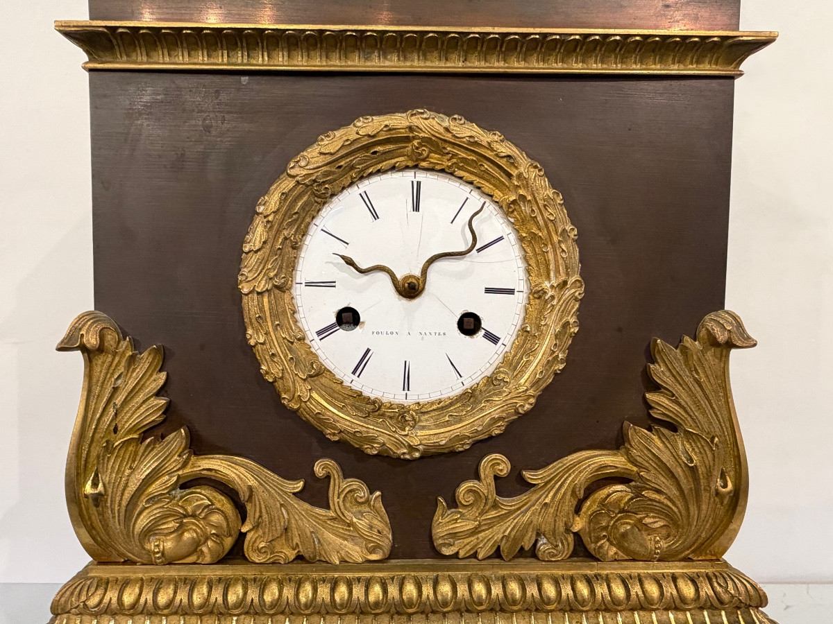 Restoration Period Clock In Gilt And Patinated Bronze. -photo-2
