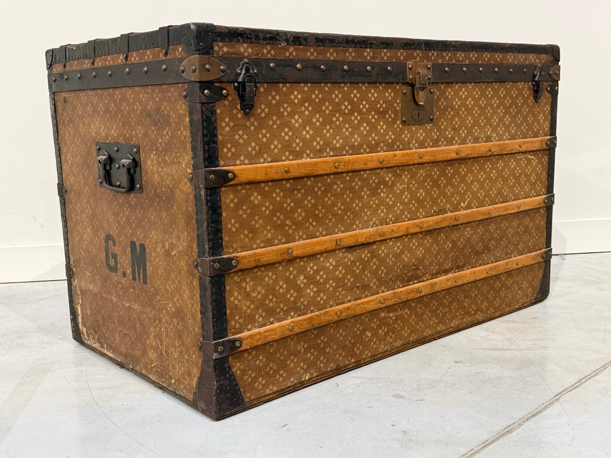 Trunk From The Brand "aux Etats Unis" From The Late 19th Century. 229, Rue Saint Honoré, Paris. -photo-3