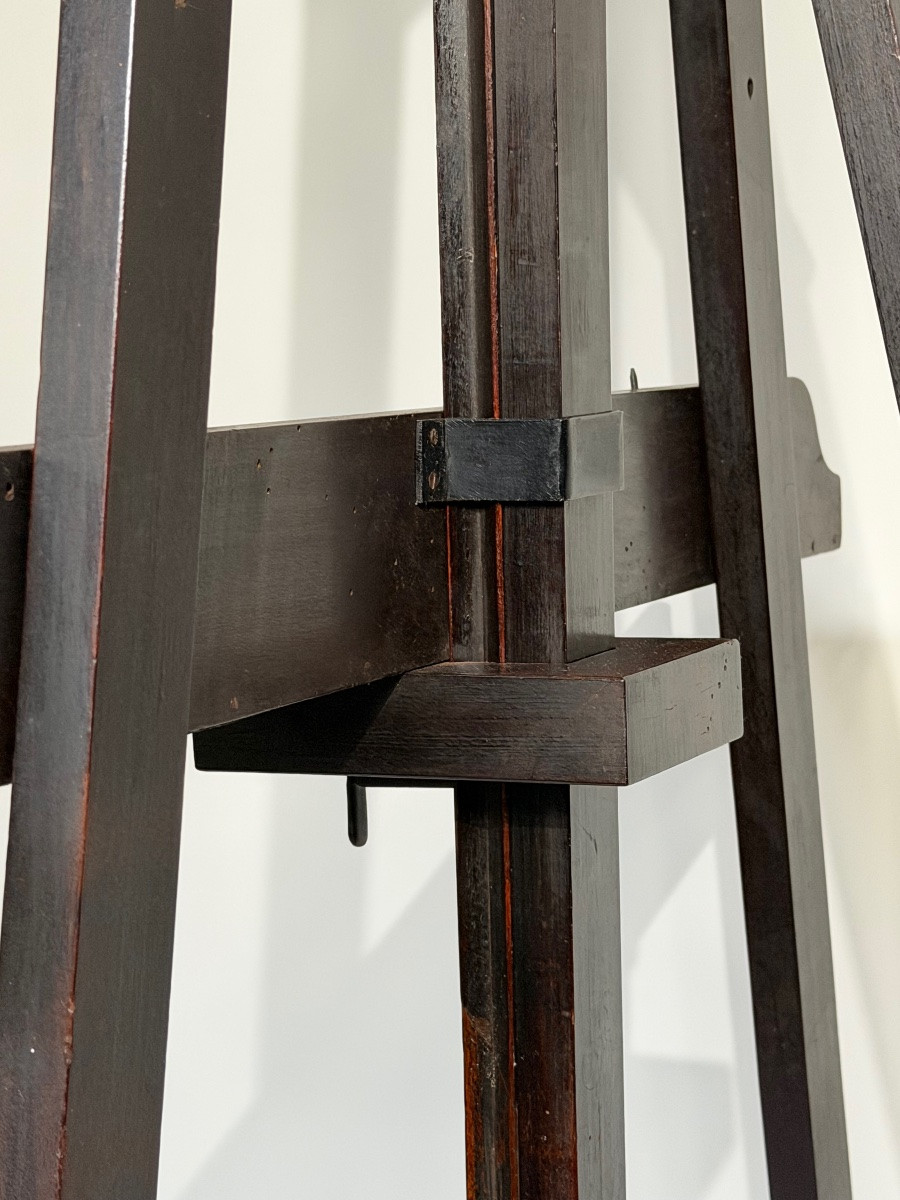Restoration Period Easel. -photo-5