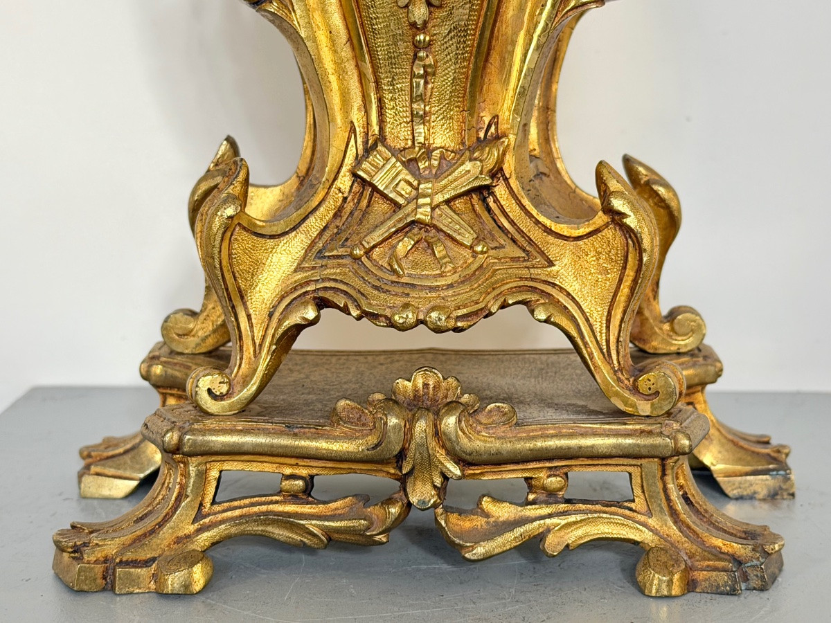 Paire de candélabres de style Louis XV. -photo-4