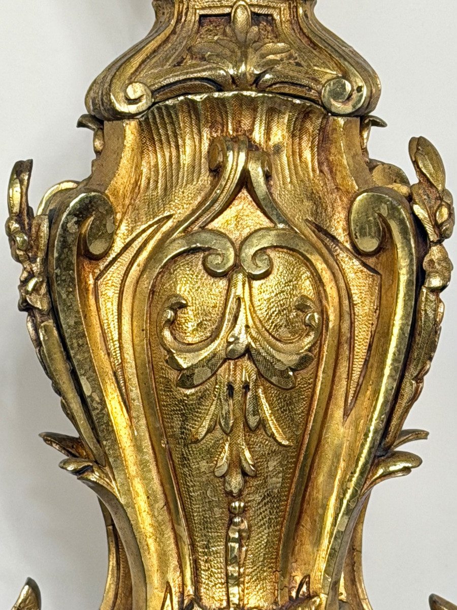 Paire de candélabres de style Louis XV. -photo-5
