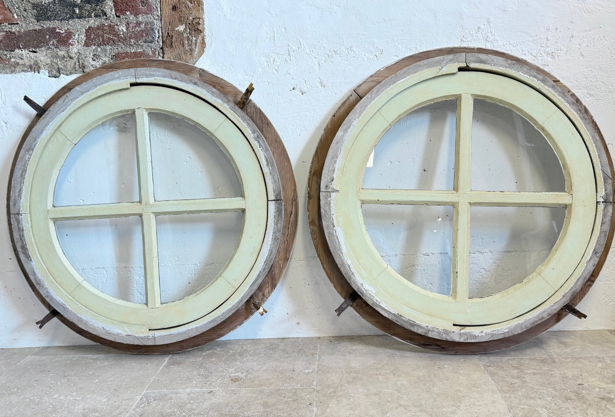 Pair Of Tilting Bull's-eye Windows. -photo-2