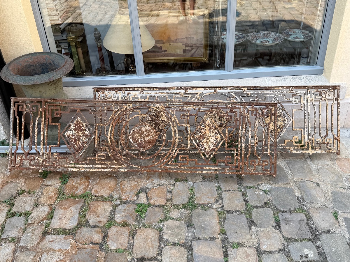 A Pair Of 18th-century Wrought-iron Balustrades. -photo-3