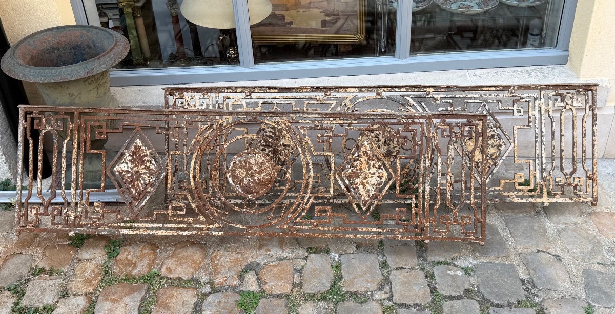 Paire de balcon d’époque XVIII ème siècle en fer forgé. -photo-2