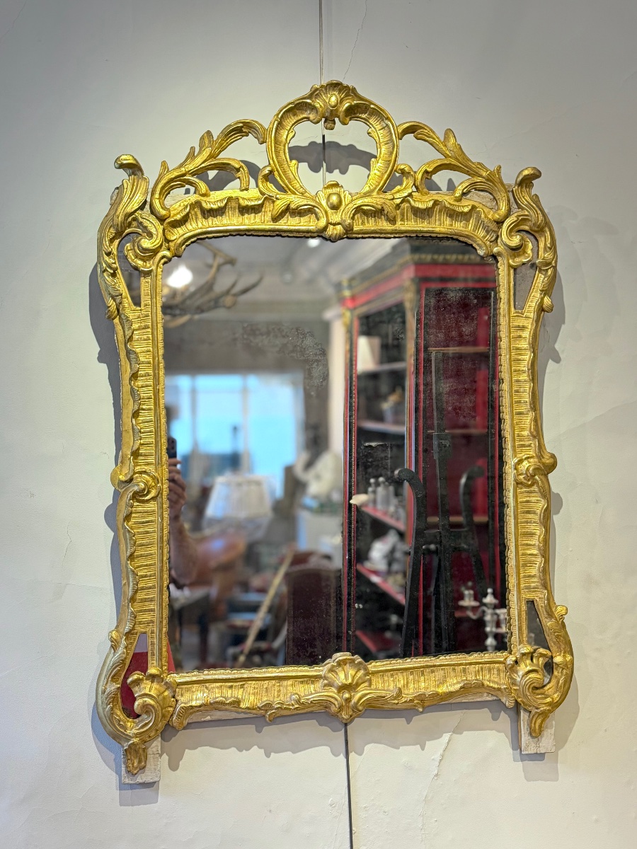 Miroir d'époque Louis XV en bois doré à l’or. -photo-2