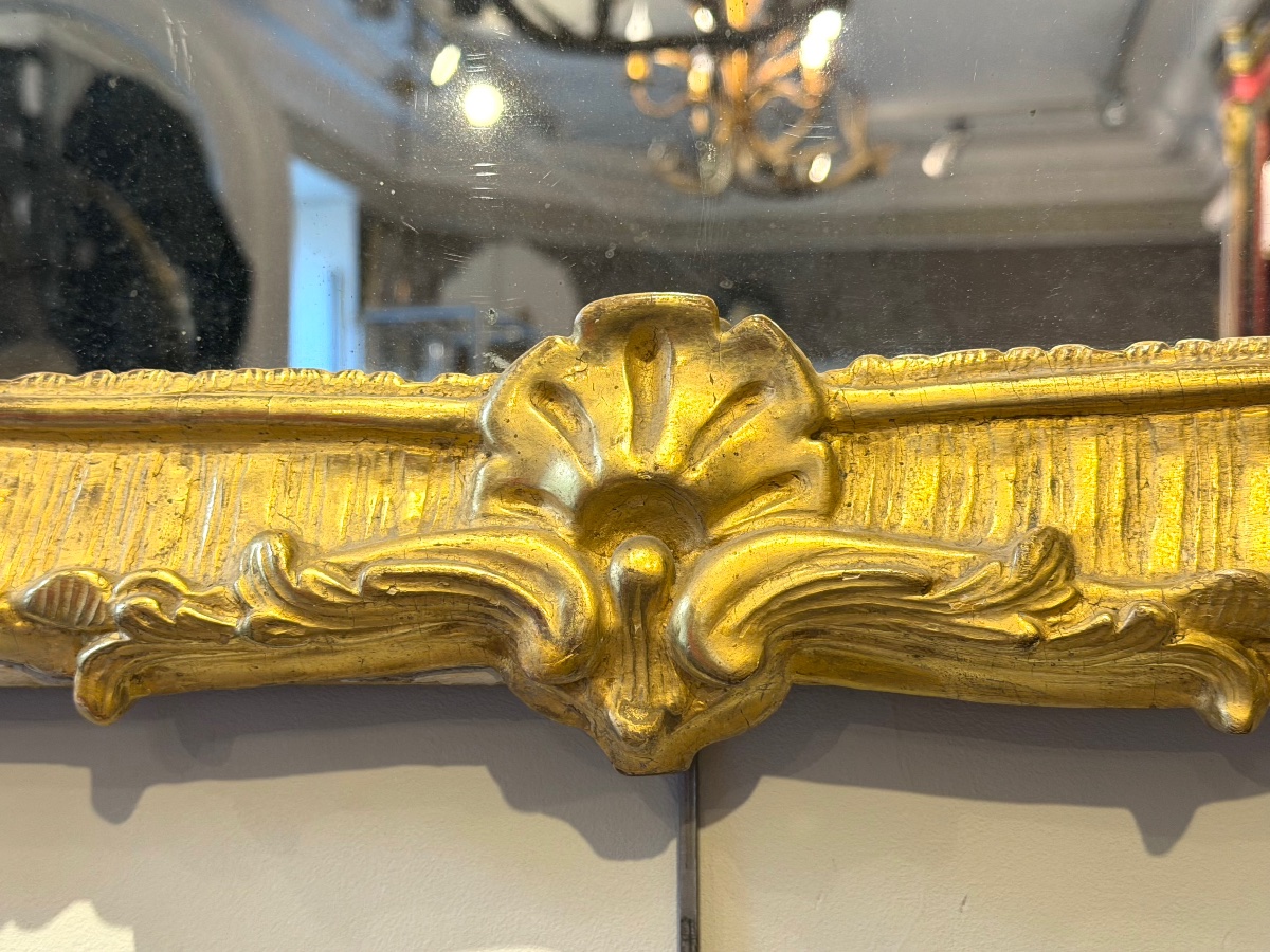 Miroir d'époque Louis XV en bois doré à l’or. -photo-5