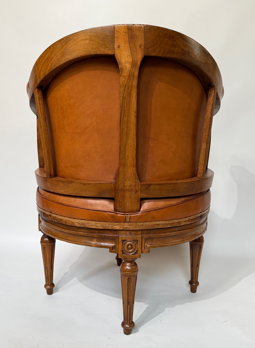 Louis XVI-era Swivel Office Chair.-photo-2