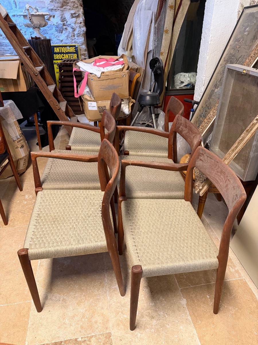Série de 4 chaises et 2 fauteuils de salle à manger.  Niels Otto Møller Modèle 57. -photo-1