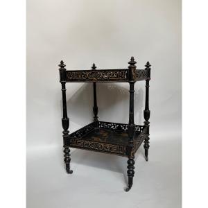 Table d’appoint de style japonais d’époque Napoléon III.