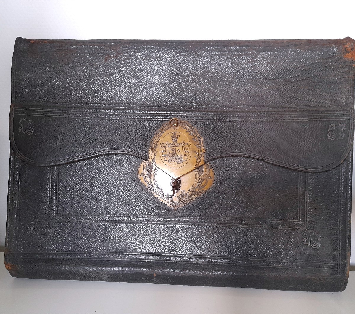 Porte document portefeuille epoque louis xv 15 xviii 18eme siecle maroquin noblesse Lorraine
