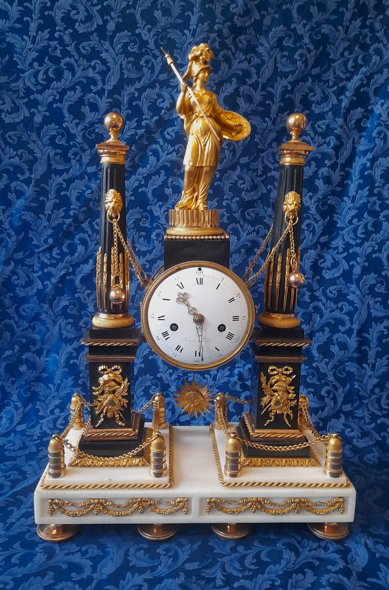 Pendule portique Minerve athena epoque louis 16 xviii 18eme siecle bronze doré 