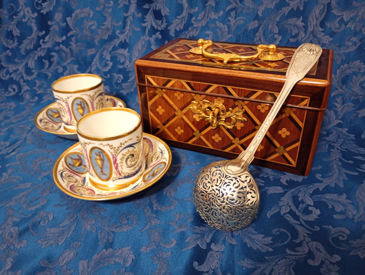 Boite à thé coffret marqueterie à la reine epoque louis xvi 16 18eme xviiieme siècle