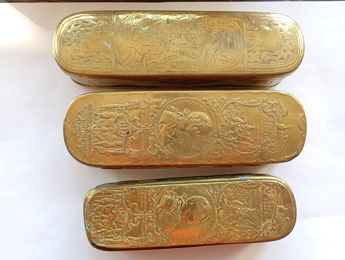 Lot Of Three Dutch/german Snuffboxes, 18th Century. -photo-2