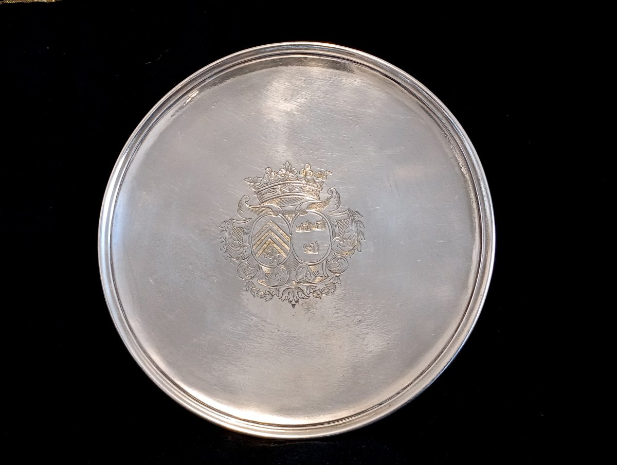 Coupe ou plateau argenté louis xiv 14 haute epoque orfèvrerie armoiries blason-photo-2