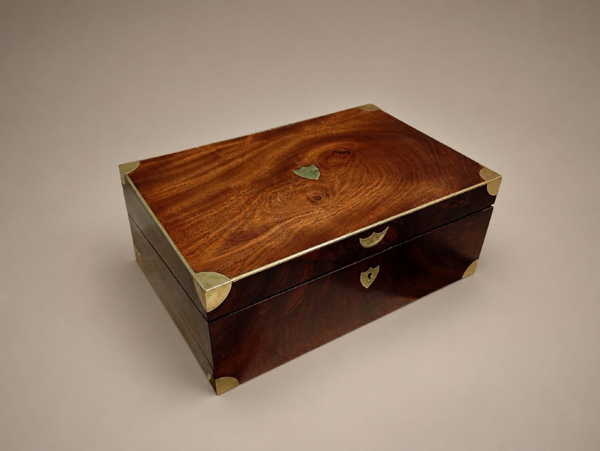 Écritoire de marine nécessaire à écrire coffret boite acajou epoque Restauration bureau