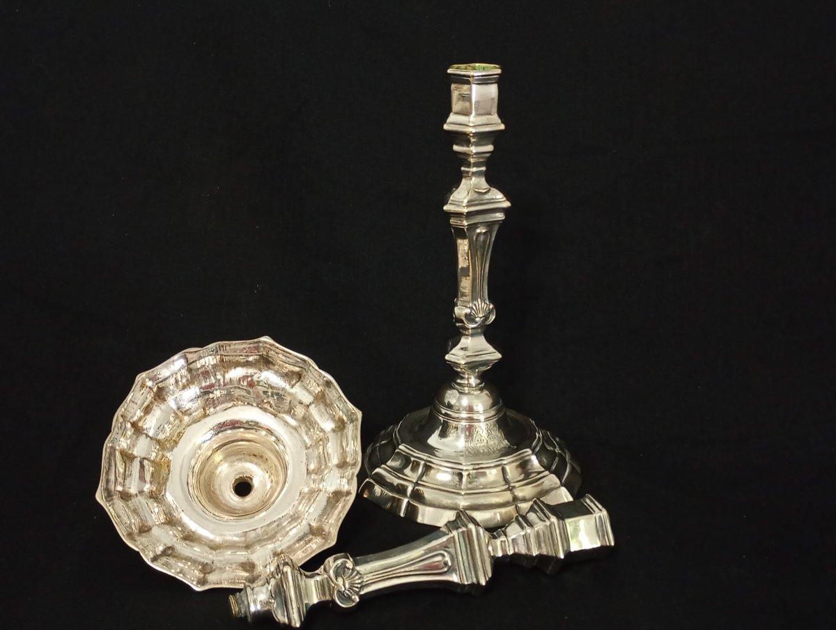 Pair Of Silver-plated Bronze Candlesticks From The Regency Period (18th Century) Featuring A Coat Of Arms-photo-4