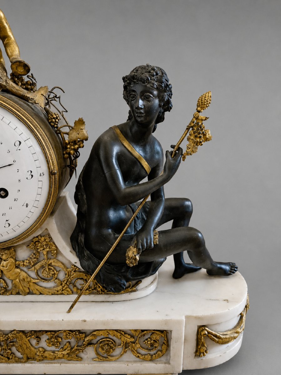 Large Bronze Mantel Clock From The Revolutionary Period, Post-louis XVI, 16th–18th Centuries-photo-4