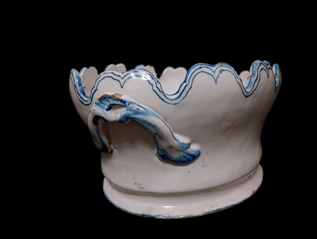 18th-century (louis XV, 15) Moustiers Faience Glass-paned Cooling Cabinet-photo-2