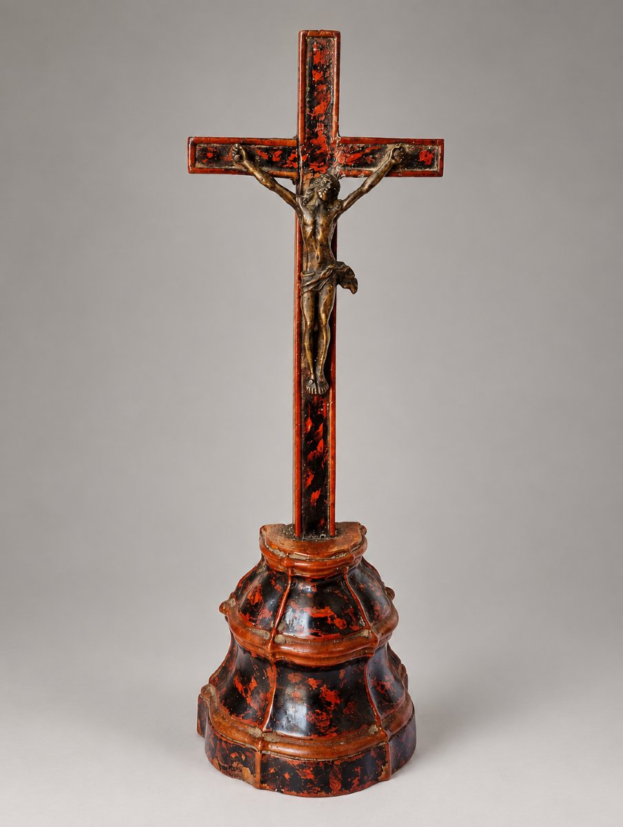 Christ crucifix buis sculpté imitation ecaille epoque 18eme xviii siecle baroque