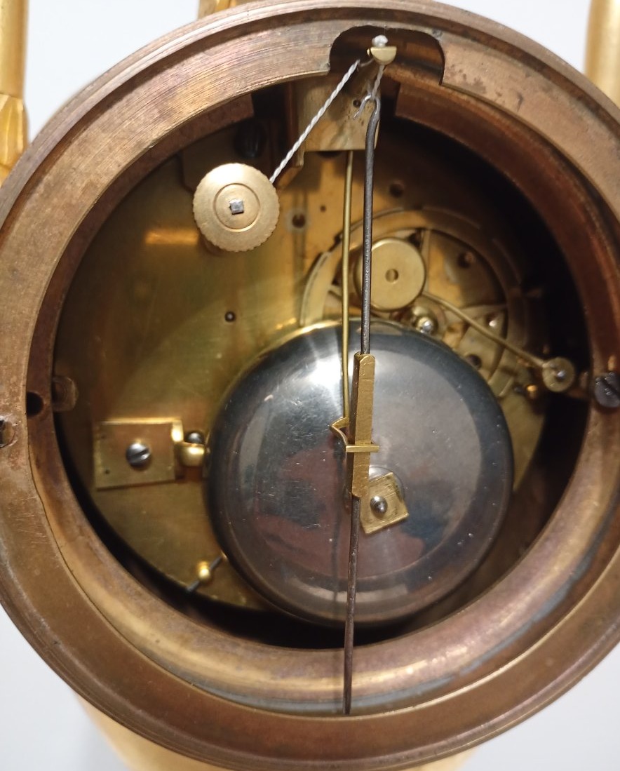 Gilded Bronze Empire-era Restoration-style Vase Clock With Swans -photo-4