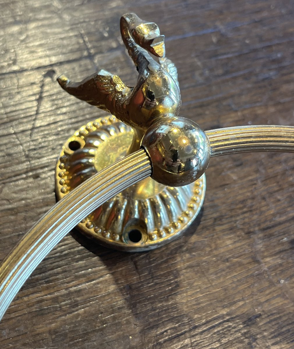 Gold Bathroom Accessories With Swan And Dolphin Figures-photo-2