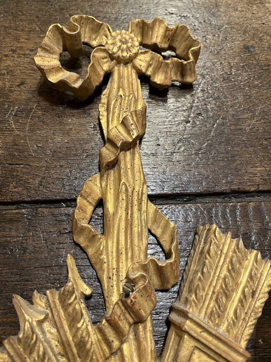 Pair Of Louis XVI Style Ribbon Wall Sconces-photo-4
