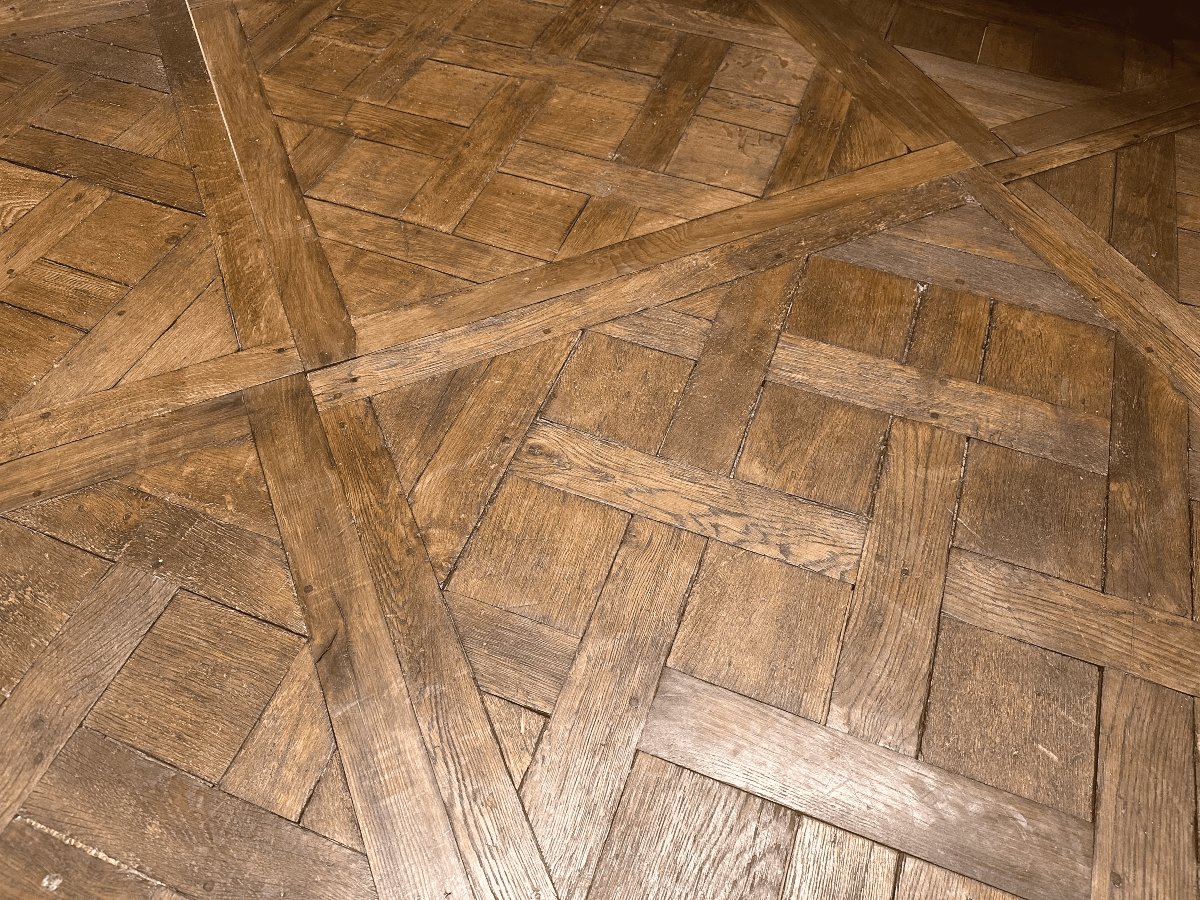 70.56  m2 - Parquet de Versailles d'époque fin XVIIème / début XVIIIe, en chêne-photo-3