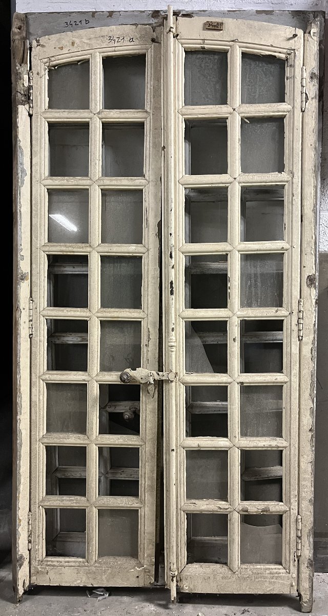 Paire de fenêtres à petits bois